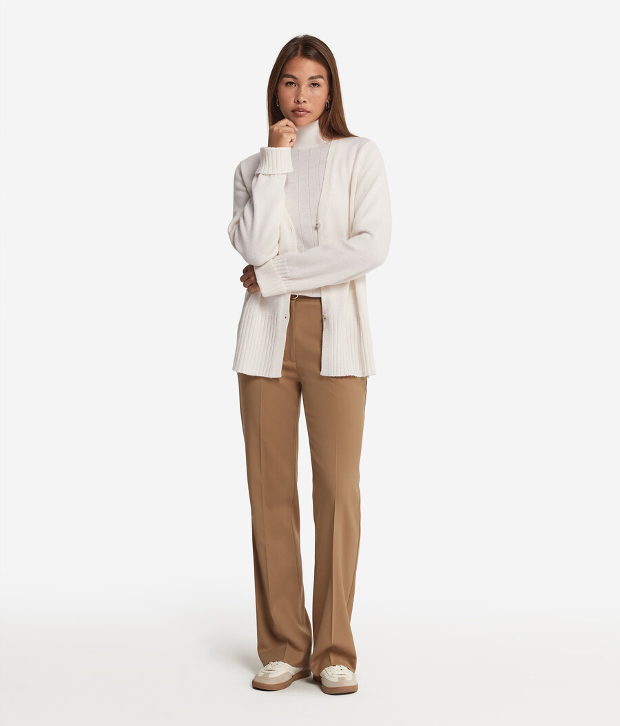 cardigan con scollo a v in cashmere ultra morbido