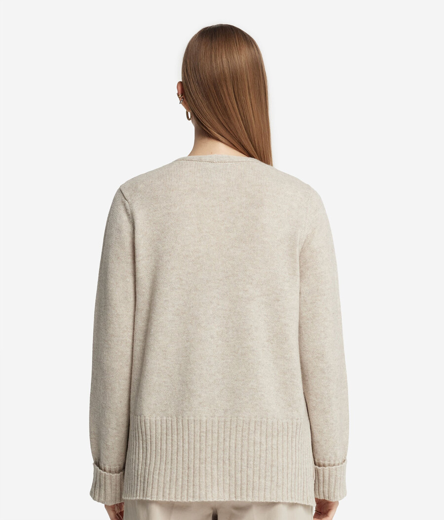 cardigan con scollo a v in cashmere ultra morbido