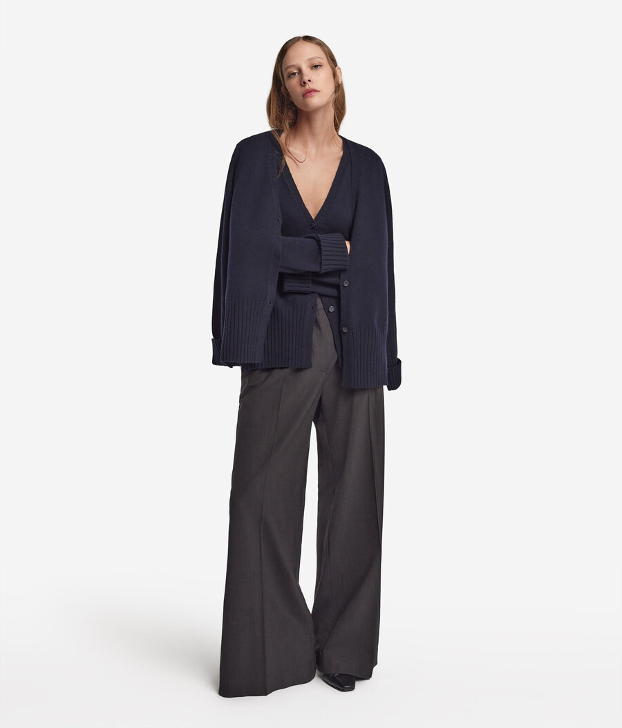 cardigan con scollo a v in cashmere ultra morbido