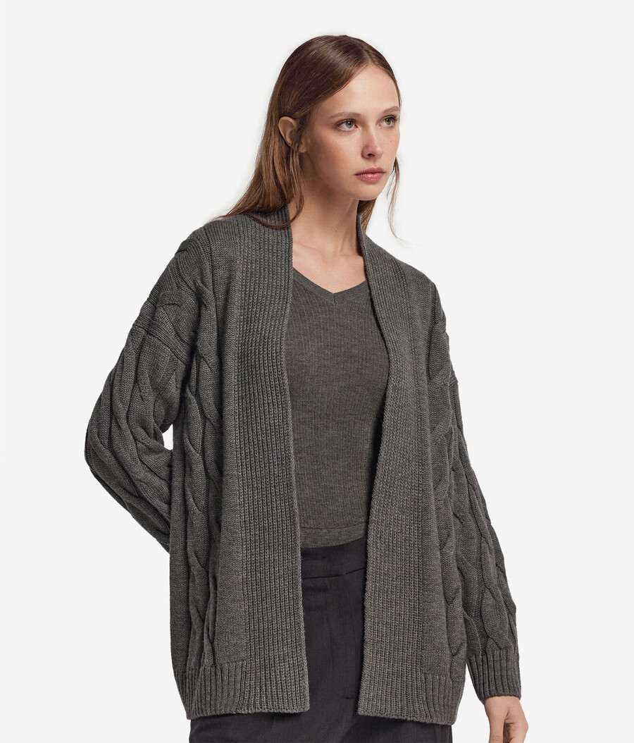cardigan in lana a trecce
