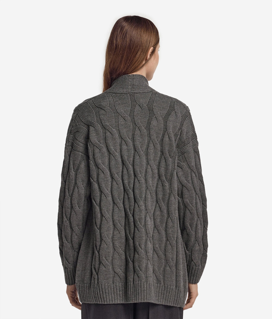cardigan in lana a trecce