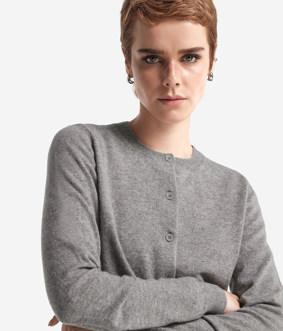 cardigan girocollo in cashmere ultra morbido