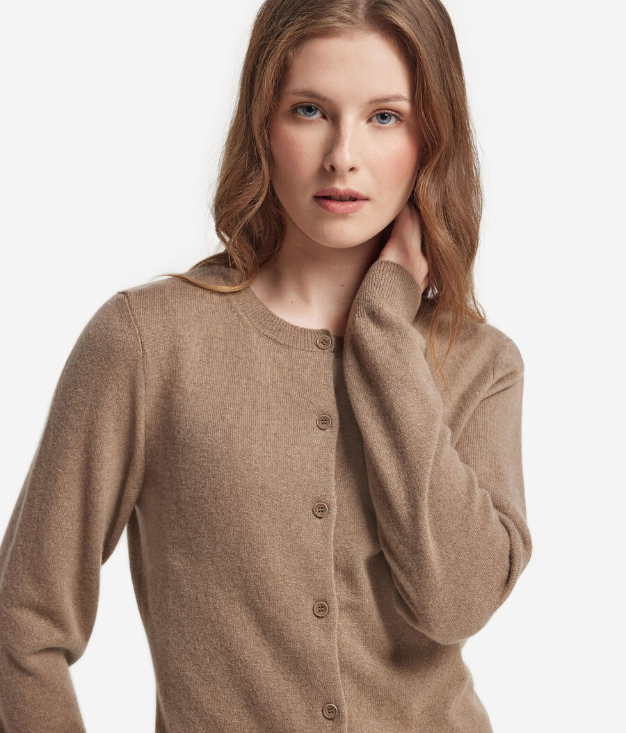cardigan girocollo in cashmere ultra morbido