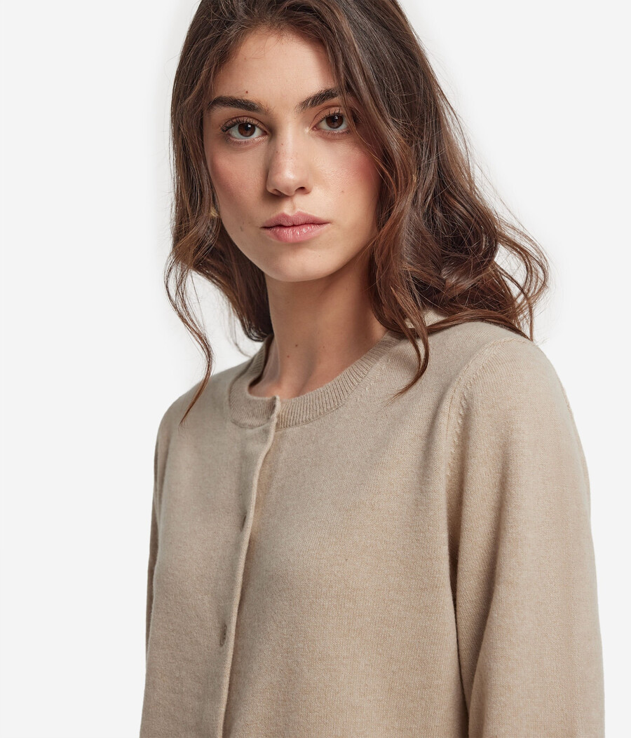 cardigan girocollo in cashmere ultra morbido