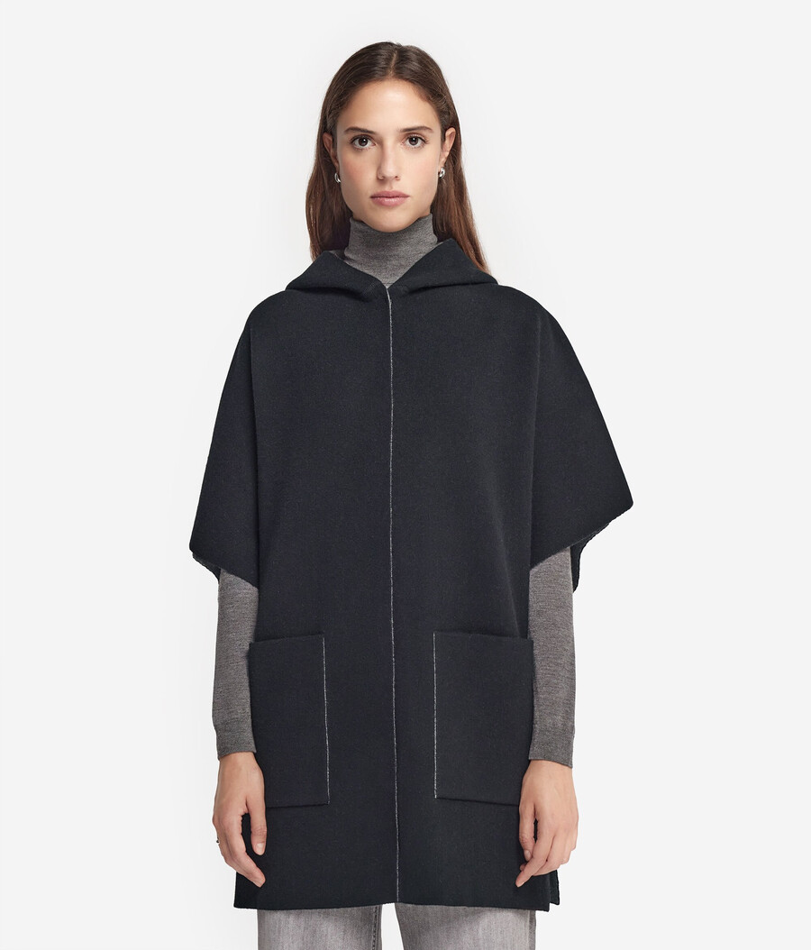 mantella in cashmere con cappuccio