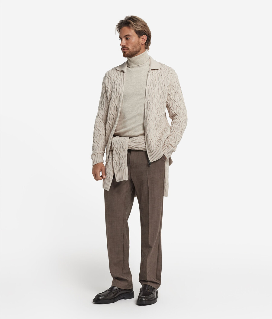 cardigan in lana a trecce