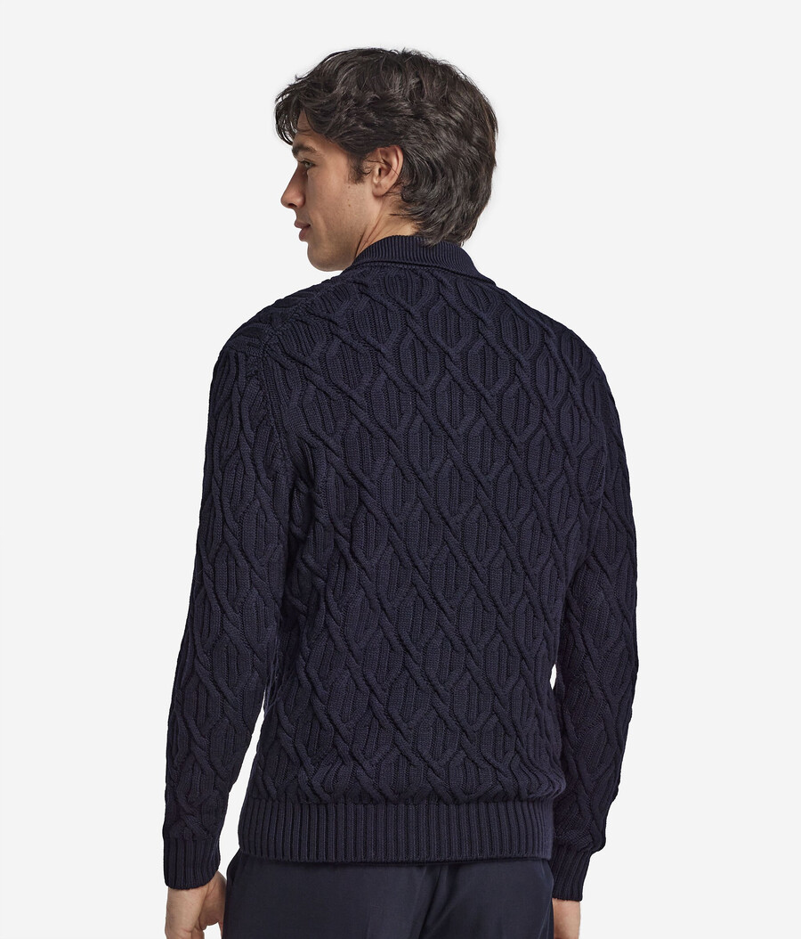 cardigan in lana a trecce