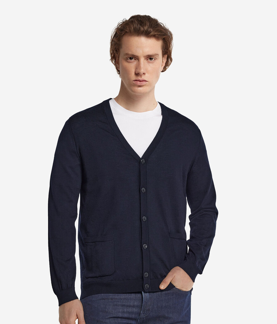 cardigan in cashmere con bottoni