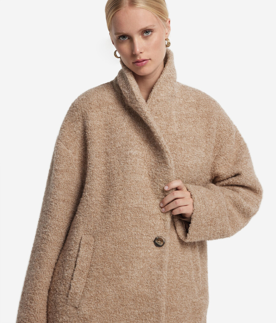 cappotto in lana bouclé di alpaca