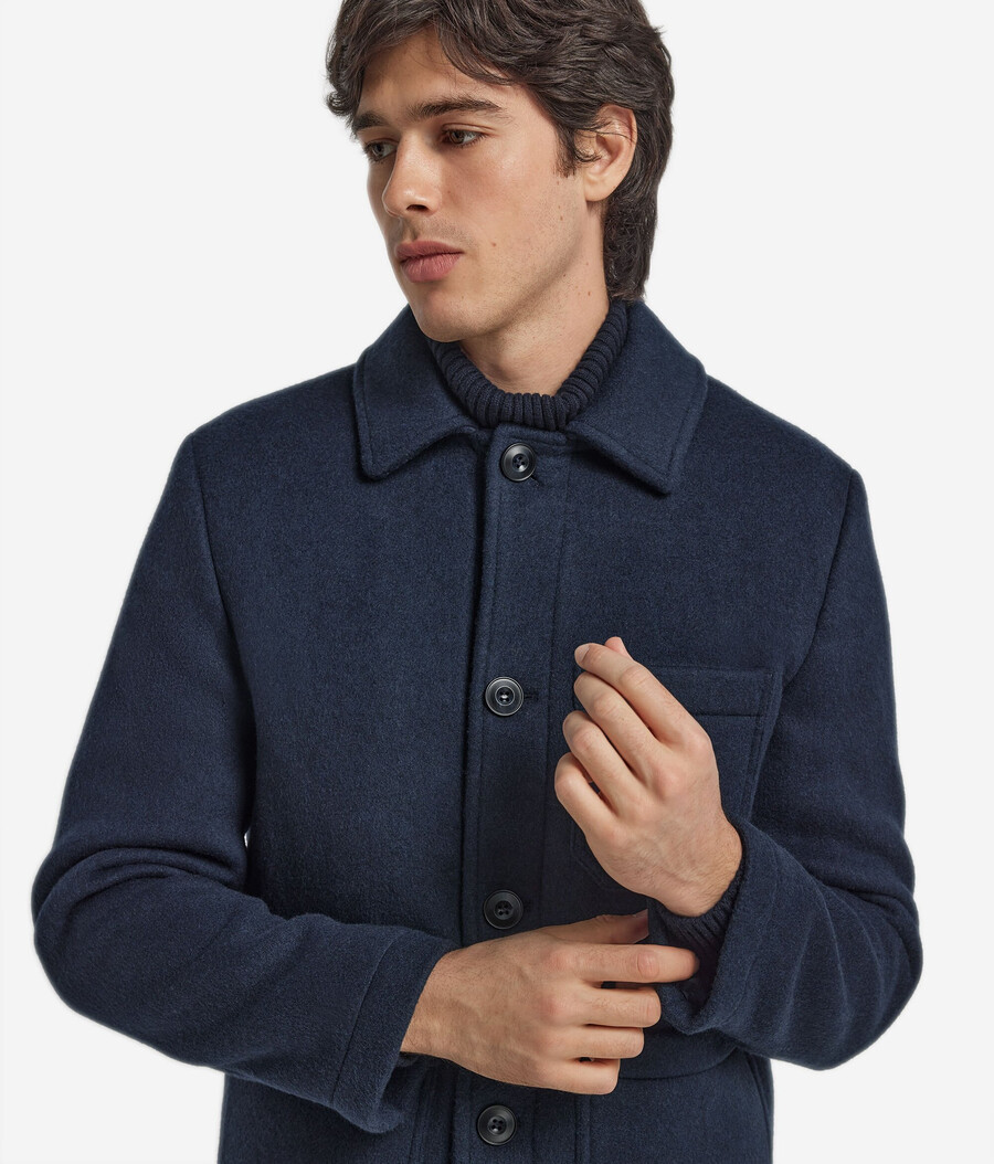 cashmere cabanworker