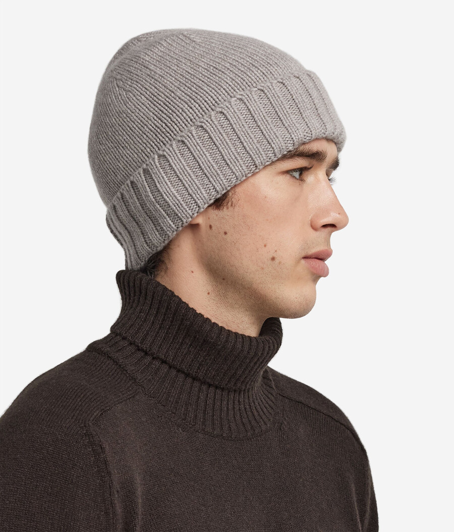 cappello in cashmere ultra morbido