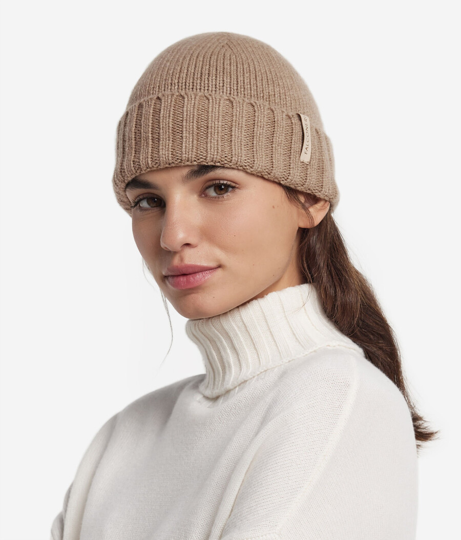 cappello in cashmere ultra morbido