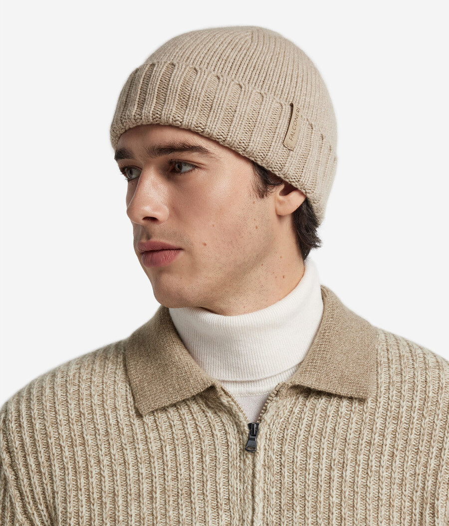 cappello in cashmere ultra morbido