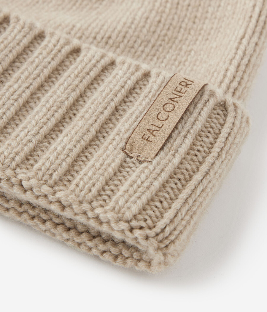 cappello in cashmere ultra morbido