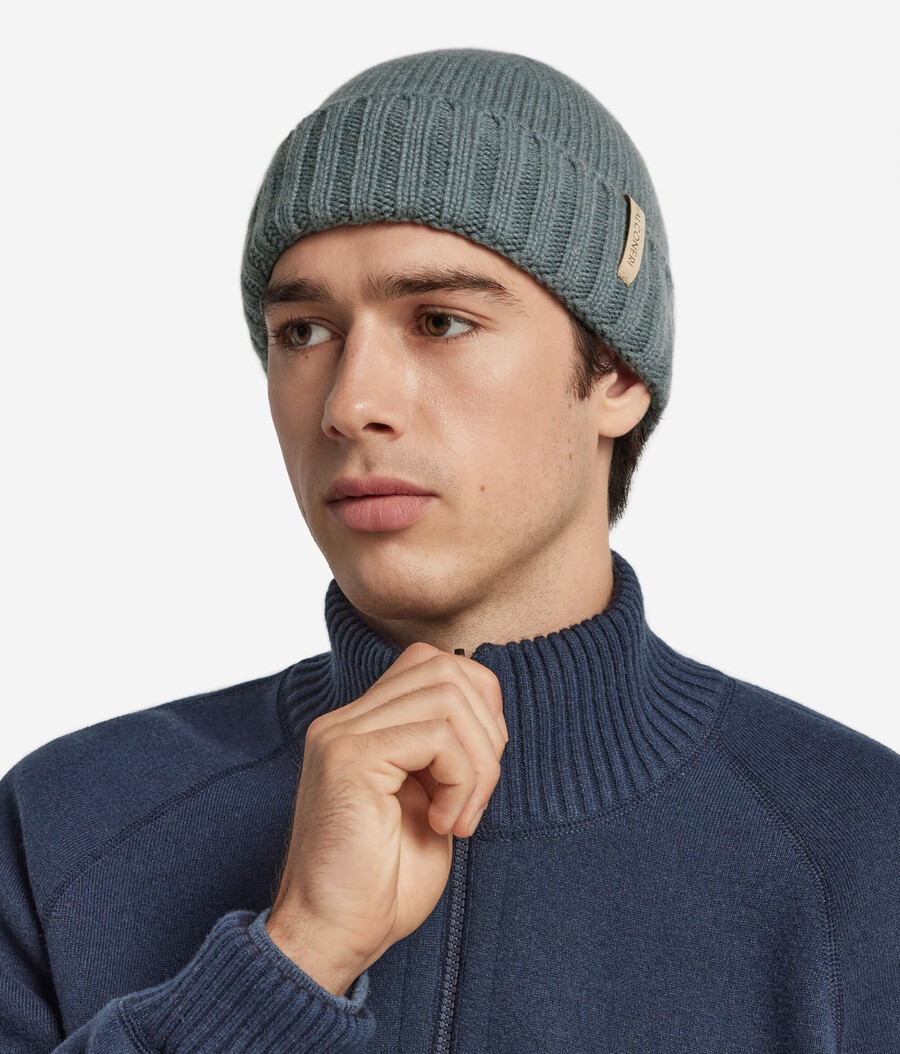 cappello in cashmere ultra morbido