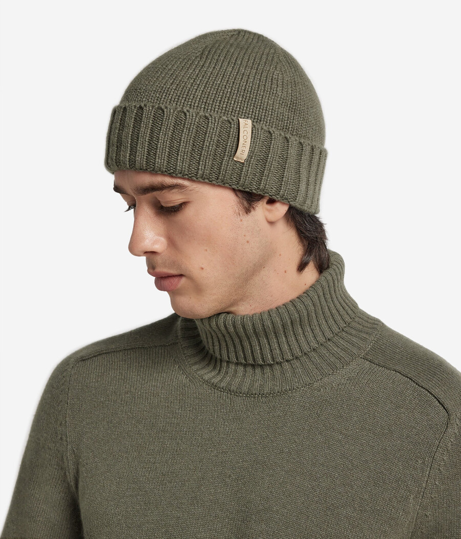 cappello in cashmere ultra morbido