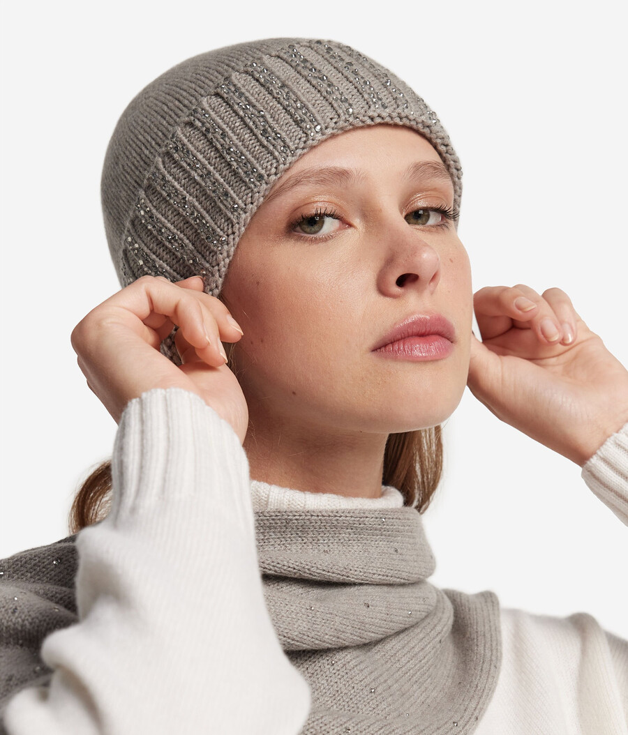 cappello in cashmere con strass