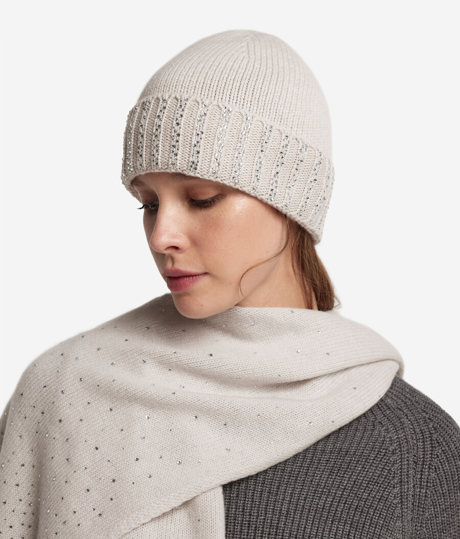 cappello in cashmere con strass