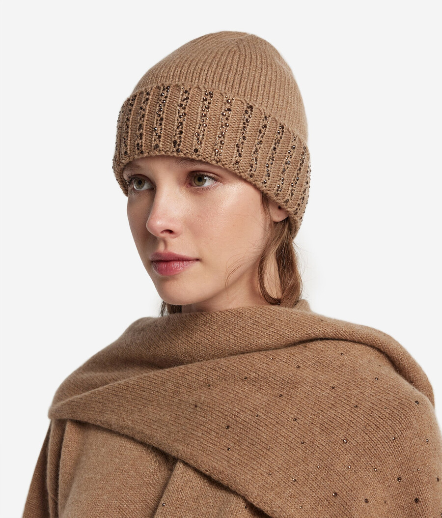 cappello in cashmere con strass
