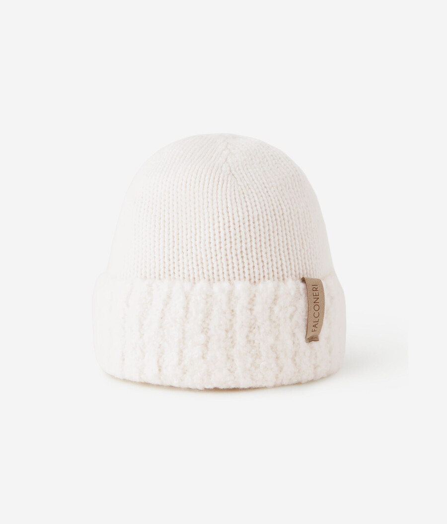 cappello in cashmere ultrasoft e bouclé