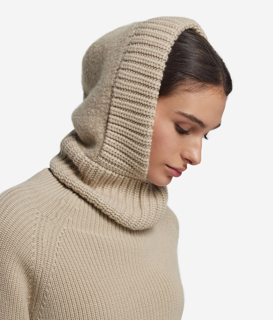 cappuccio a coste in cashmere e bouclé ultrasoft