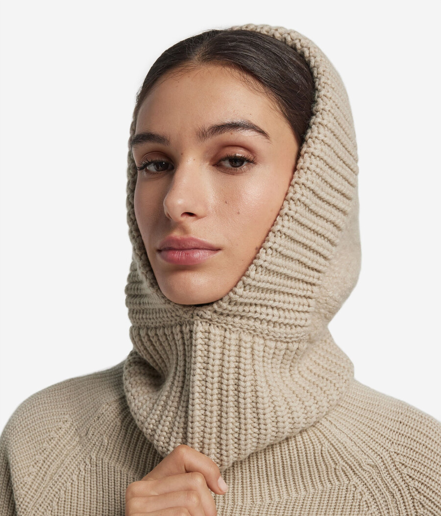 cappuccio a coste in cashmere e bouclé ultrasoft