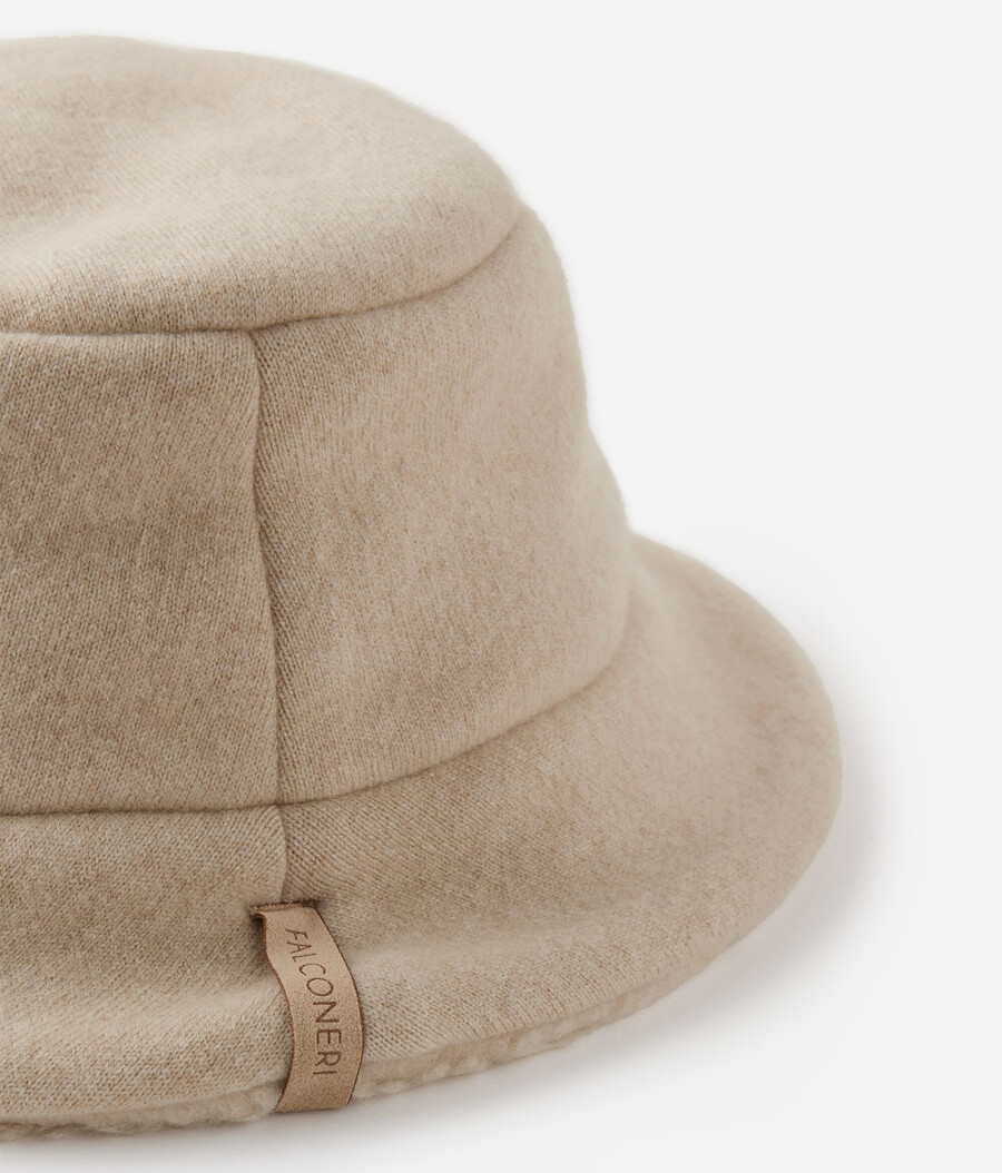 cappello reversibile in cashmere
