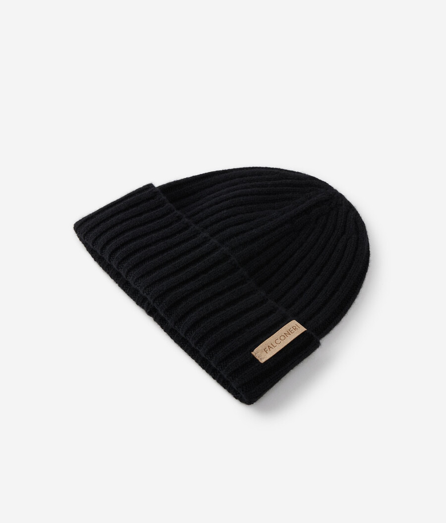 berretto con visiera in cashmere ultra morbido a coste