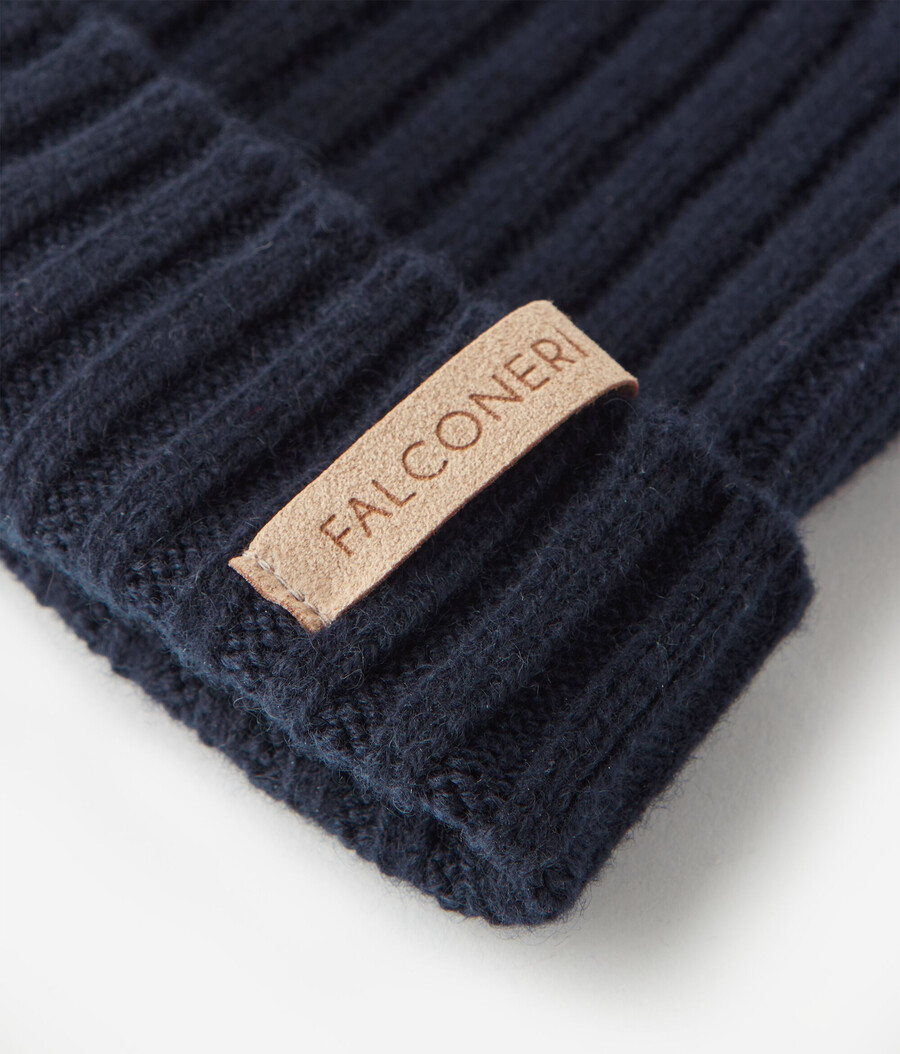 berretto con visiera in cashmere ultra morbido a coste