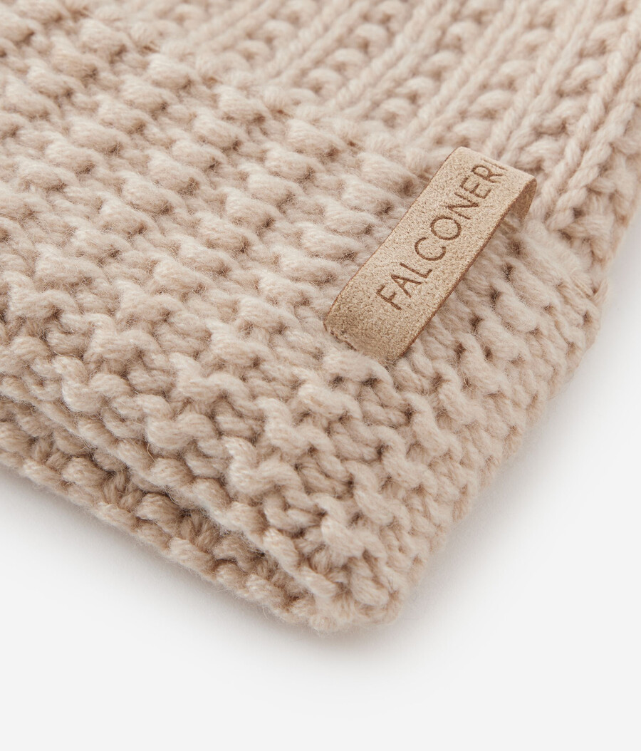 cappello in cashmere a coste