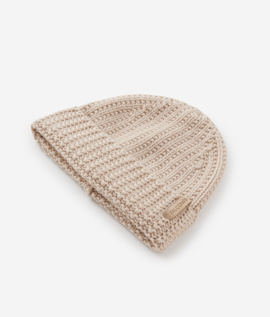 cappello in cashmere a coste