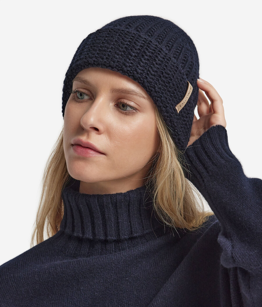 cappello in cashmere a coste
