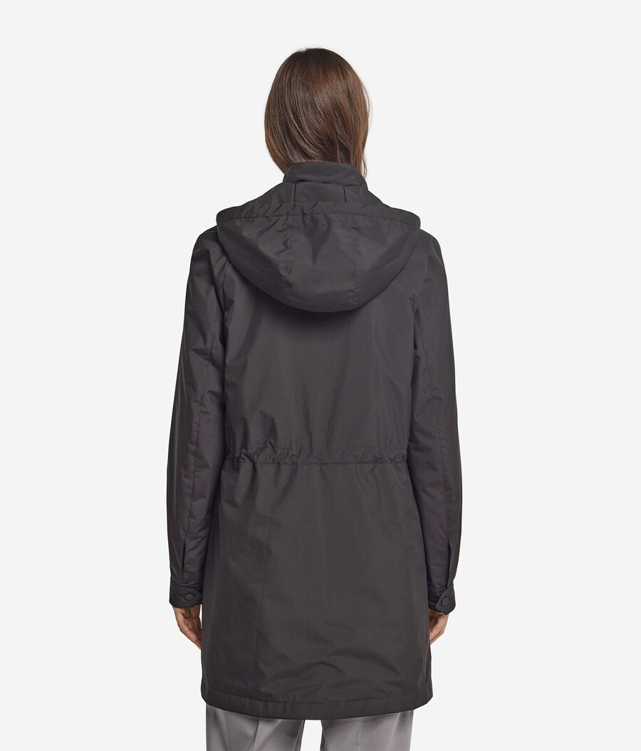 giacca tecnica lunga con coulisse