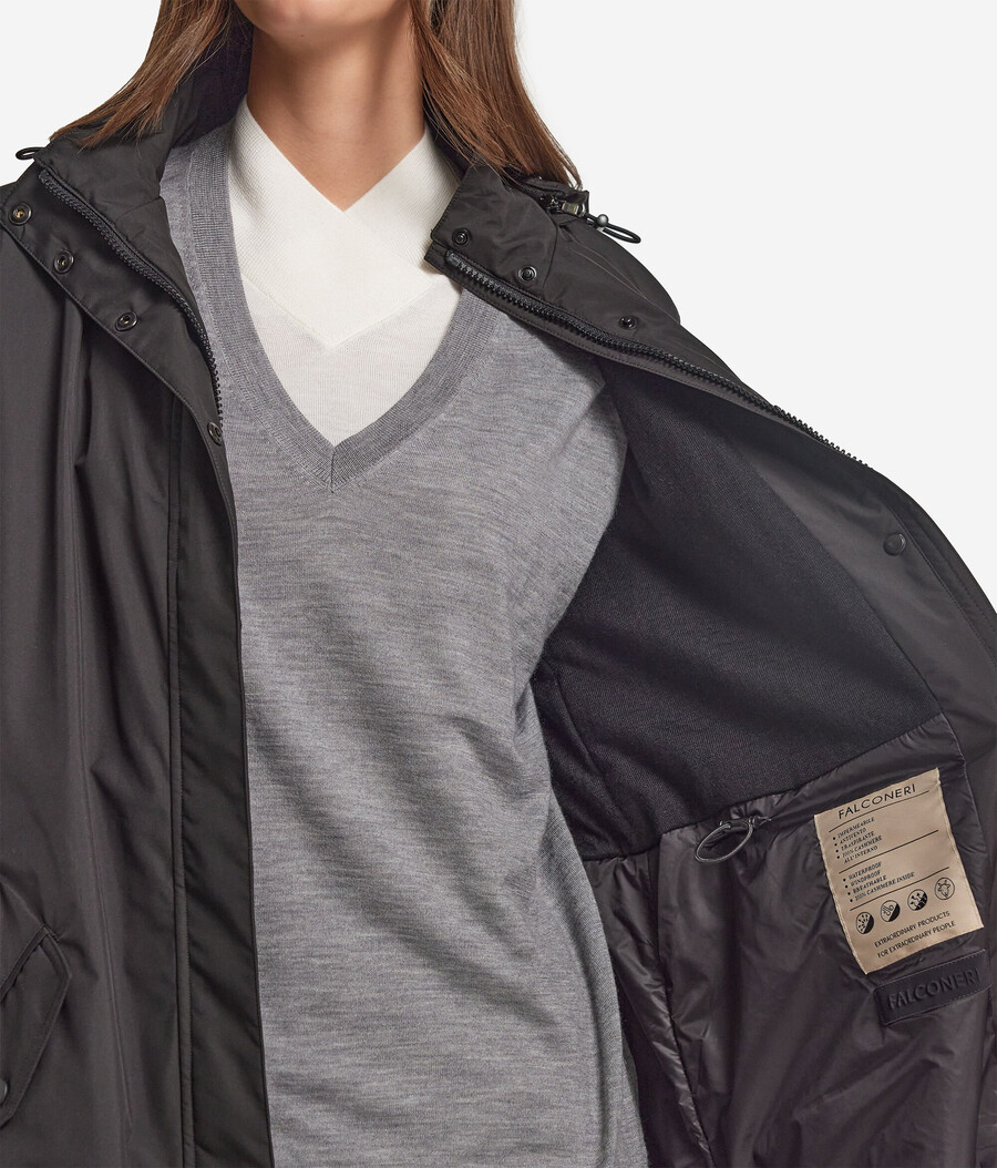 giacca tecnica lunga con coulisse