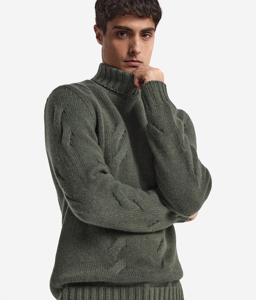maglione dolcevita in cashmere con motivo a trecce