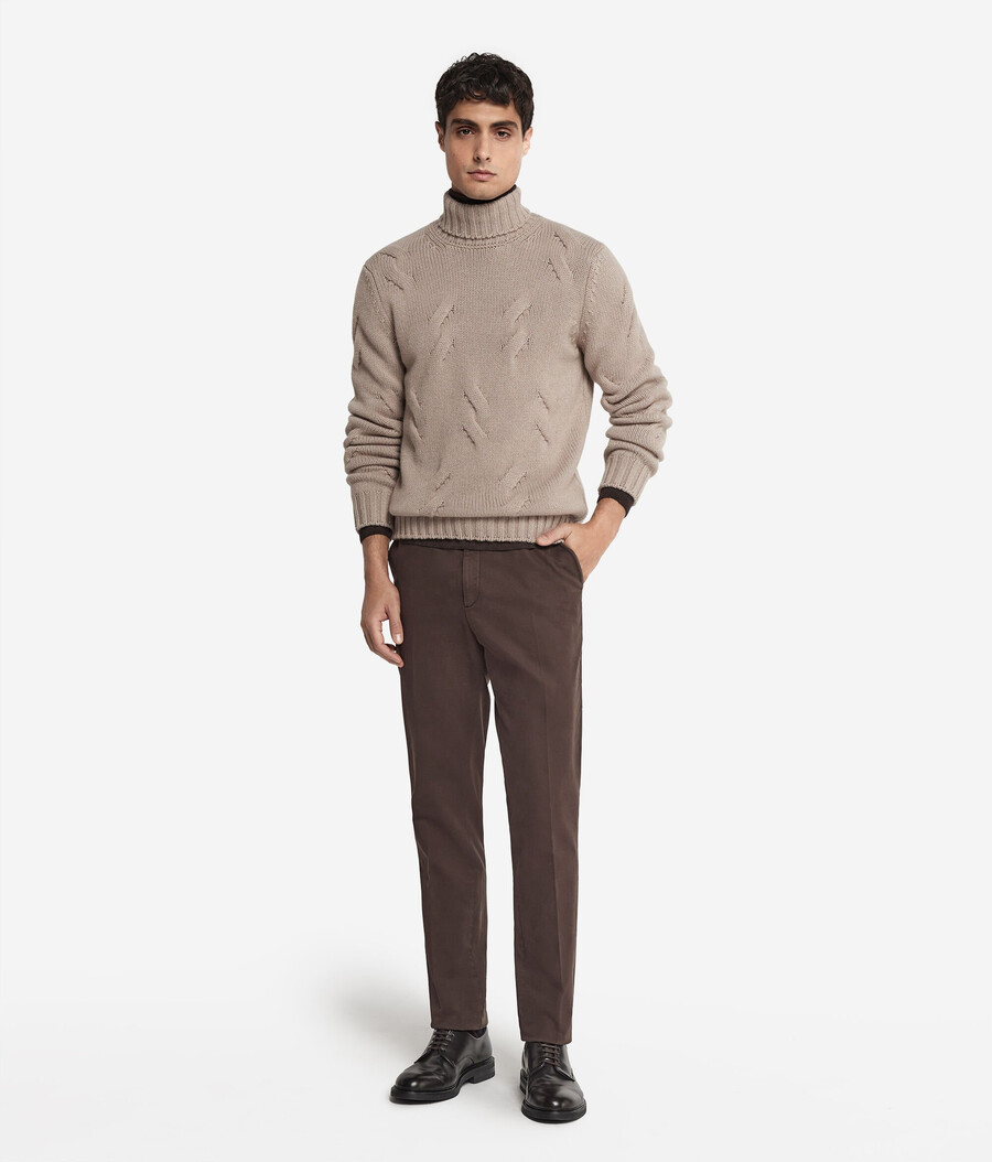 maglione dolcevita in cashmere con motivo a trecce