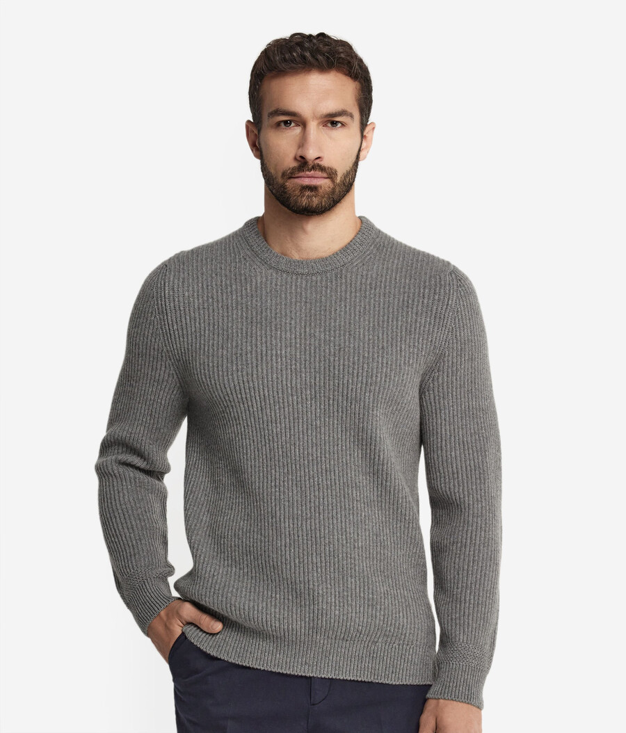 maglione girocollo in cashmere ultra morbido con lavorazione a coste da pescatore