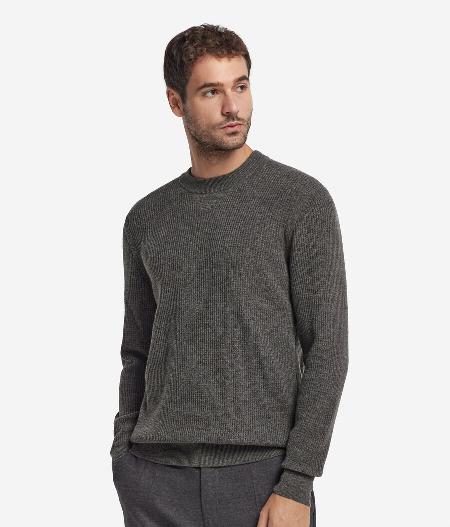 maglione girocollo in cashmere ultra morbido con lavorazione a nido dape