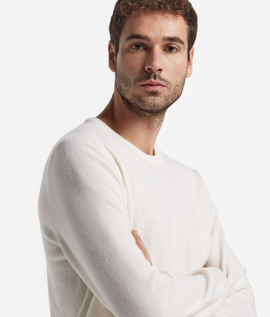 maglione girocollo in cashmere ultra morbido