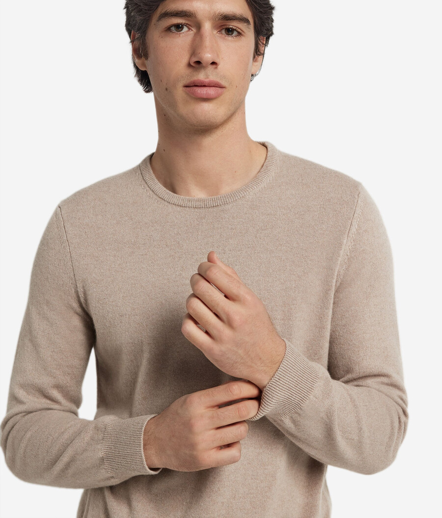 maglione girocollo in cashmere ultra morbido