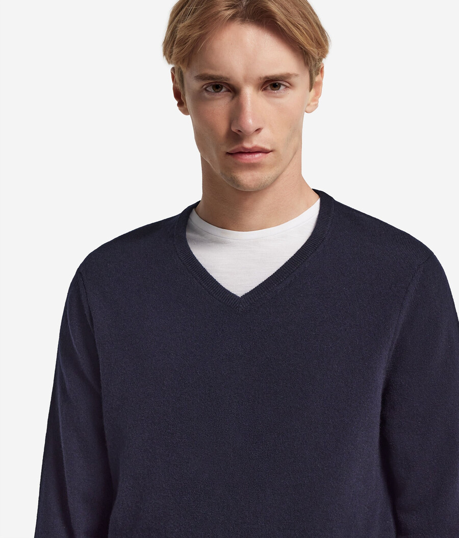 maglione con scollo a v in cashmere ultra morbido