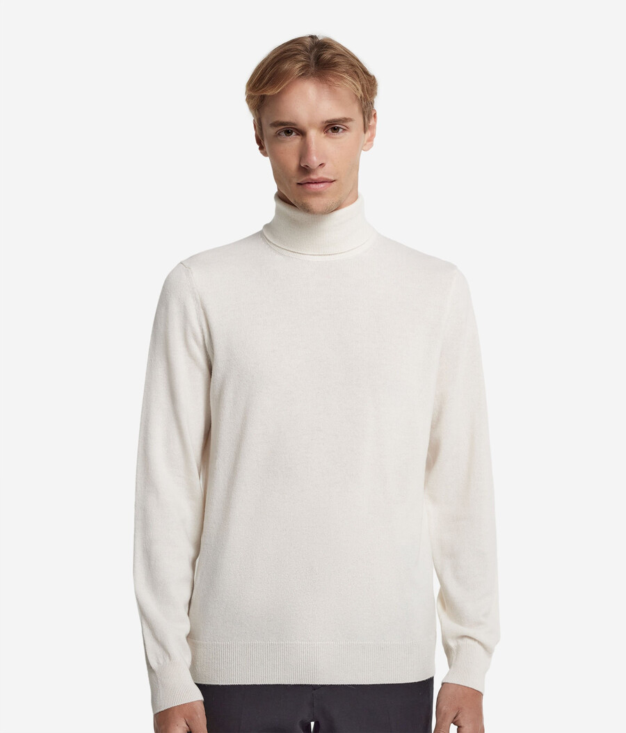 maglione a collo alto in cashmere ultra morbido