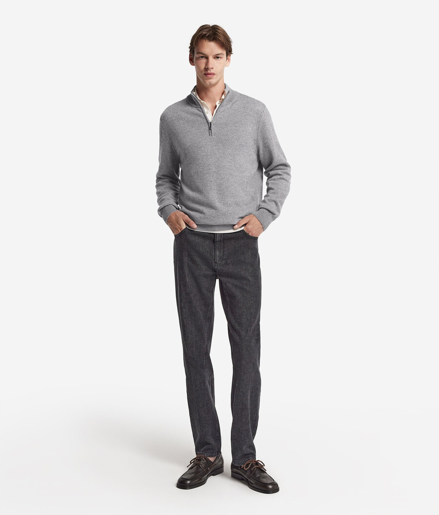 maglione con collo a imbuto e mezza zip in cashmere ultra morbido