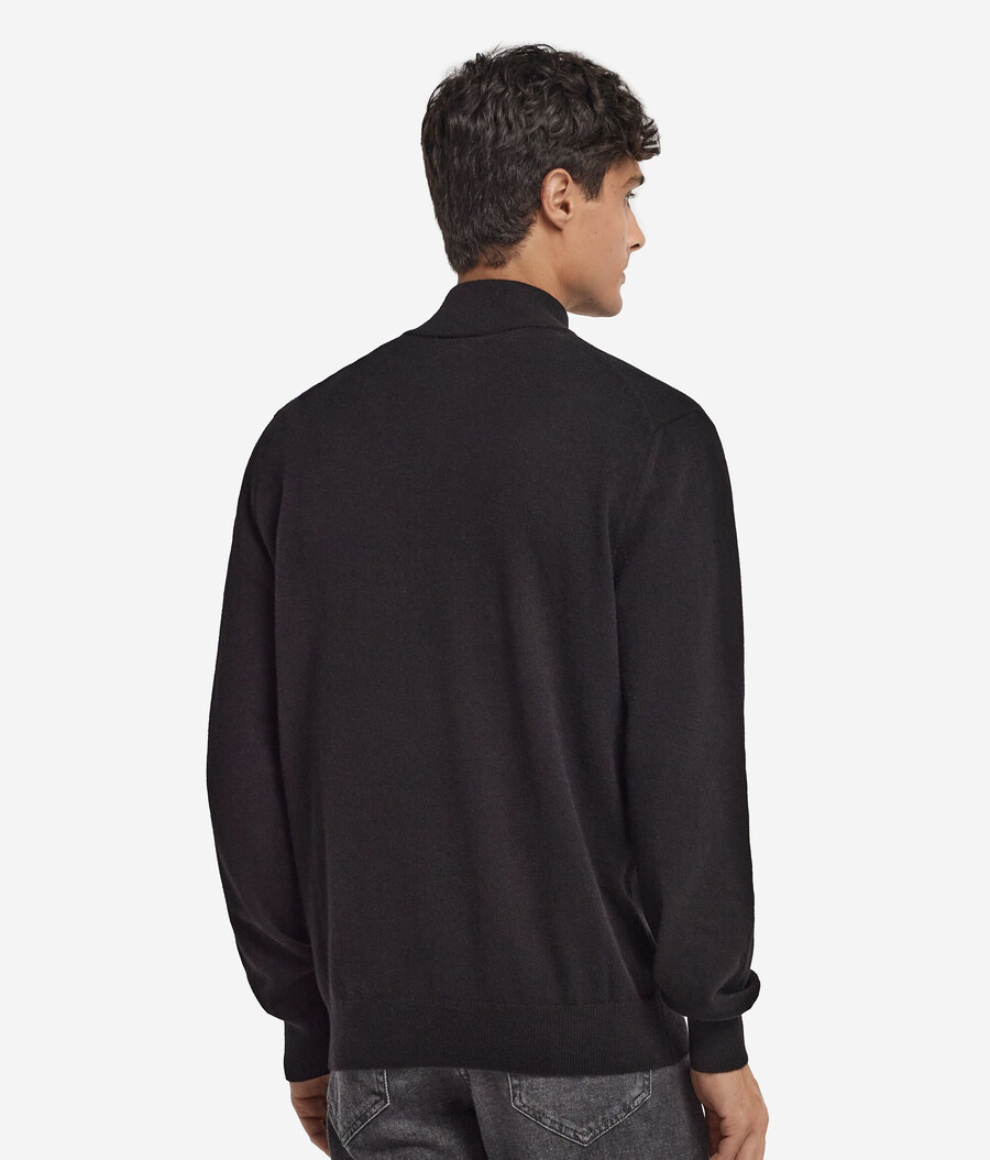 maglione con collo a imbuto e mezza zip in cashmere ultra morbido