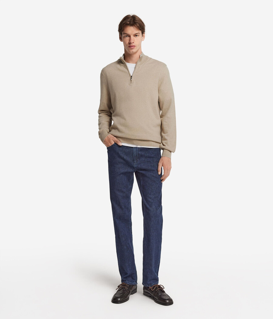 maglione con collo a imbuto e mezza zip in cashmere ultra morbido