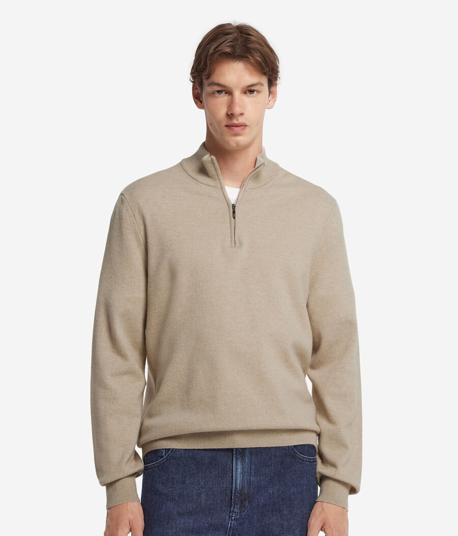 maglione con collo a imbuto e mezza zip in cashmere ultra morbido