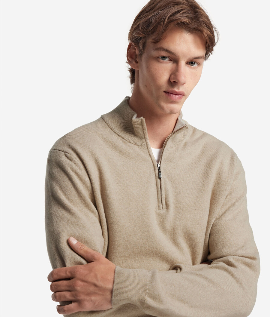 maglione con collo a imbuto e mezza zip in cashmere ultra morbido