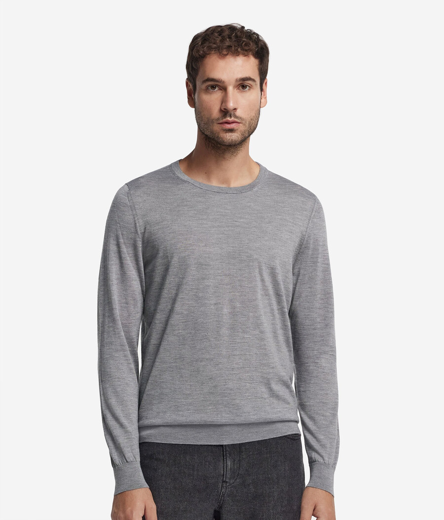 maglione girocollo in cashmere ultrafine