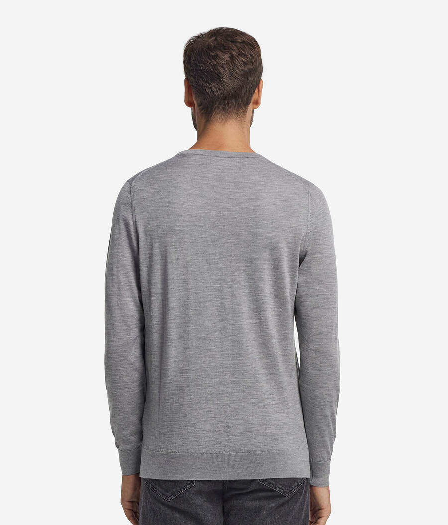 maglione girocollo in cashmere ultrafine