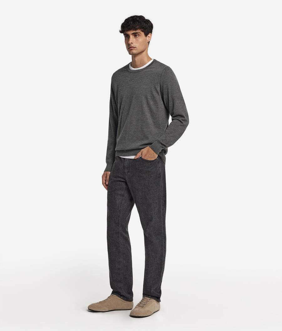 maglione girocollo in cashmere ultrafine